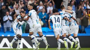 Este Vinotinto vuelve a ser convocado con el primer equipo de la Real Sociedad Este Vinotinto vuelve a ser convocado con el primer equipo de la Real Sociedad