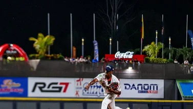 LVBP: Leones del Caracas y Tiburones de La Guaira protagonizan un interesante intercambio (+Detalles)
