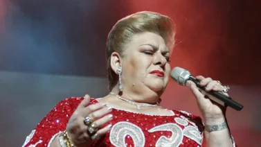 Hospitalizan de emergencia a Paquita la del Barrio y su estado de salud preocupa a sus fanáticos