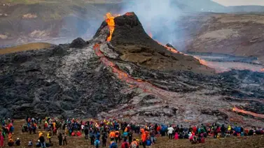 Islandia declara estado de emergencia tras amenaza de una erupción volcánica (+Video) Islandia declara estado de emergencia tras amenaza de una erupción volcánica (+Video)