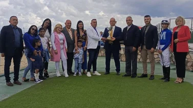 Gran Trueno galopa la Copa José Antonio Gubaira en Valencia 