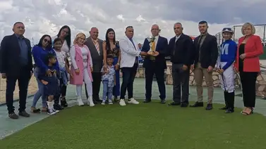 Gran Trueno galopa la Copa José Antonio Gubaira en Valencia Gran Trueno galopa la Copa José Antonio Gubaira en Valencia