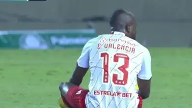 Selección de Ecuador sufre una dura baja con uno de sus mejores futbolistas (+Video) Selección de Ecuador sufre una dura baja con uno de sus mejores futbolistas (+Video)