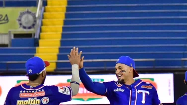LVBP: Mira los lineups de Tiburones y Caribes para este electrizante juego