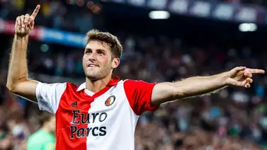 Mexicano Santi Giménez llama la atención de este importante club de la Premier League Mexicano Santi Giménez llama la atención de este importante club de la Premier League