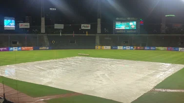 LVBP: Diluvio tremendo interrumpe el duelo entre Bravos de Margarita y Navegantes del Magallanes (+Video)