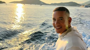 Pillan a Daddy Yankee acompañado de una mujer… ¡Y no es su esposa! (+Video)