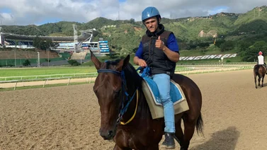 Yoelbis González resteado con sus ejemplares el domingo en La Rinconada (+Video)