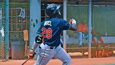 LIDOM: Prospecto dominicano de Grandes Ligas se reporta para debutar con Estrellas Orientales