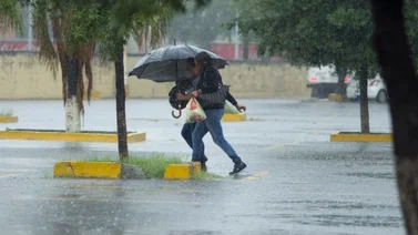 Lluvias y descargas eléctricas en casi todo el territorio nacional después del mediodía