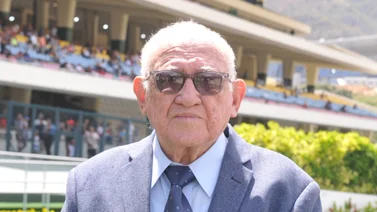 César Cachazo es el entrenador activo con este logro en el Clásico Burlesco 
