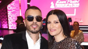 En video: Laura Pausini da su veredicto sobre el homenaje que le hizo Rauw Alejandro en los Latin Grammy 2023