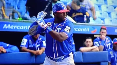 LVBP: Así fue el primer turno de Yasiel Puig con Tiburones de La Guaira