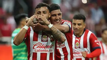 Este sería el 11 inicial de las Chivas de Guadalajara para enfrentar a Pumas en la Liga MX Este sería el 11 inicial de las Chivas de Guadalajara para enfrentar a Pumas en la Liga MX