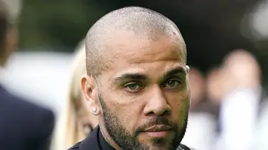 Caso de Dani Alves da un controversial cambio  Caso de Dani Alves da un controversial cambio