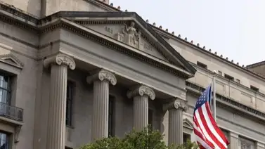 Corte federal ordena embargar parte del salario del comisionado de Miami (+Video) Corte federal ordena embargar parte del salario del comisionado de Miami (+Video)