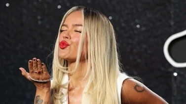 Karol G anuncia colaboración con dos grandes del reggaetón