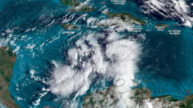 Tormenta tropical Rafael se forma en el Caribe y podría convertirse en huracán