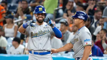 Choque de Gigantes: Magallanes se agiganta en Miami para vencer a Leones (Resumen) Choque de Gigantes: Magallanes se agiganta en Miami para vencer a Leones (Resumen)