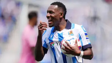 Así fue el gol de Sheraldo Becker con la Real Sociedad ante Barcelona (+Video) Así fue el gol de Sheraldo Becker con la Real Sociedad ante Barcelona (+Video)