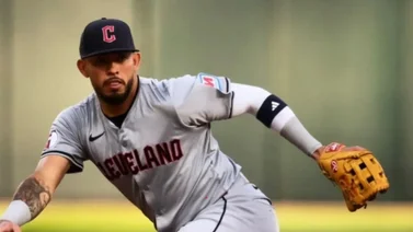 LVBP: Gabriel Arias se reporta con Tiburones y se prepara para el debut