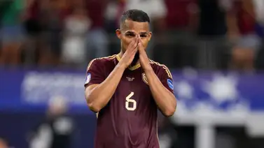Yangel Herrera abandona por lesión el juego de la Vinotinto contra Brasil Yangel Herrera abandona por lesión el juego de la Vinotinto contra Brasil