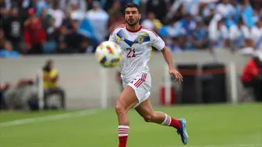 Alexander González es expulsado ante Brasil por este golpe a Vinicius (+Video) Alexander González es expulsado ante Brasil por este golpe a Vinicius (+Video)