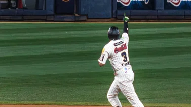 LVBP: Leones destroza el pitcheo de Tiburones con trifulca incluida (+Video)