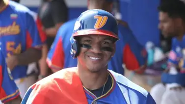 Premier 12: Ehire Adrianza hace historia con Venezuela a punta de batazos (+Video) Premier 12: Ehire Adrianza hace historia con Venezuela a punta de batazos (+Video)