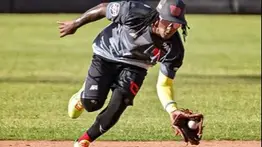 Luisangel Acuña brilla en su debut: Un cuadrangular y una victoria