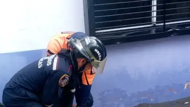 Inundación en el Hospital Pérez de León I de Petare tras colapso de desagües Inundación en el Hospital Pérez de León I de Petare tras colapso de desagües