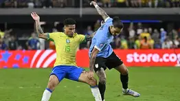 Crisis superada o espejismo: Brasil busca el liderato ante un Uruguay resurgido