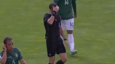 ¡La imagen del partido! Así cayó granizo en el estadio El Alto de Bolivia (+Video) ¡La imagen del partido! Así cayó granizo en el estadio El Alto de Bolivia (+Video)