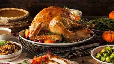 ¿Por qué se como pavo en el Día de Acción de Gracias? La razón detrás de la tradición