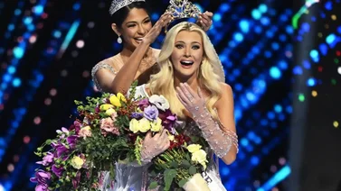 Así es el rollo: Miss Universo Victoria Kjaser,  Carlos Vives, Ileana Márquez, y Míster Venezuela Juan Alberto García