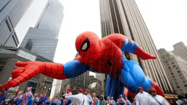 Artistas latinos que participaron en el desfile del Día de Acción de Gracias Artistas latinos que participaron en el desfile del Día de Acción de Gracias