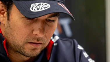 F1: Checo Pérez no ve luz y saldrá desde el fondo en la carrera sprint del GP de Qatar