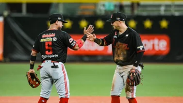 LVBP: Juniel Querecuto no aguanta las lágrimas al hablar de Ildemaro Vargas (+Video)