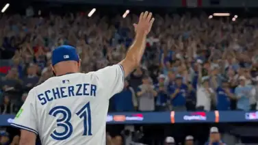 Max Scherzer sale ovacionado tras su gran apertura en el juego 7 de la Serie Mundial Max Scherzer sale ovacionado tras su gran apertura en el juego 7 de la Serie Mundial