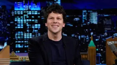 El actor Jesse Eisenberg ofrece datos reveladores sobre su donación de riñón El actor Jesse Eisenberg ofrece datos reveladores sobre su donación de riñón