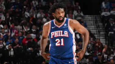 Joel Embiid es multado con gran cantidad de dinero por este insólito motivo Joel Embiid es multado con gran cantidad de dinero por este insólito motivo