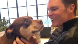 El lado científico de Brady: El ex-NFL clonó a su mascota Lua gracias a Colossal Biosciences