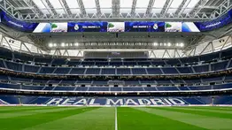 NFL: Así recibe Roberto Carlos a la leyenda Dan Marino en el Bernabéu