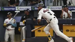 LVBP: Harold Castro pone arriba a Leones con cuadrangular