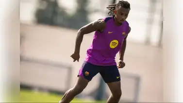 Jules Koundé se vuelve a retirar del entrenamiento y enciende las alarmas en el Barça Jules Koundé se vuelve a retirar del entrenamiento y enciende las alarmas en el Barça