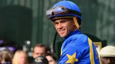 Javier Castellanos aprovecha un cambio de monta y se adjudica el triunfo número 5.910 en su carrera Javier Castellanos aprovecha un cambio de monta y se adjudica el triunfo número 5.910 en su carrera