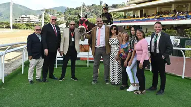 La hazaña del equipo: Esta yunta marca un precedente con un logro inédito en el hipódromo La Rinconada La hazaña del equipo: Esta yunta marca un precedente con un logro inédito en el hipódromo La Rinconada