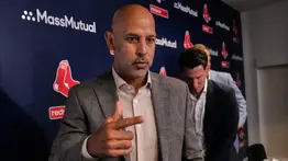 MLB: Alex Cora presiona a Red Sox en la temporada baja 2026