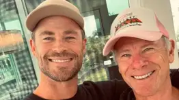 Chris Hemsworth anuncia desgarradora noticia sobre su padre