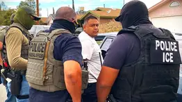 Conflicto legal entre Trump y California por normativas de identificación de agentes ICE